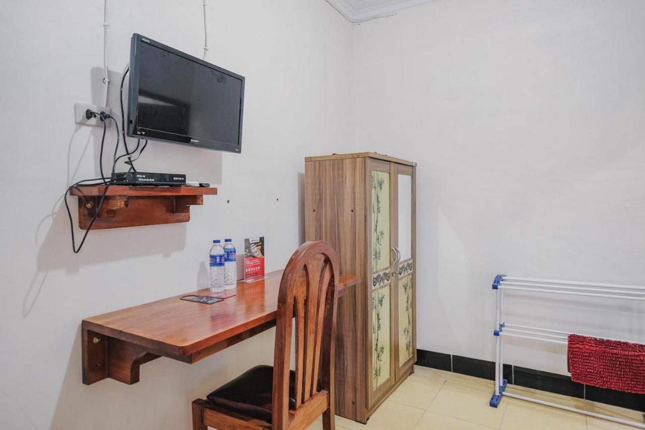מלון Negarabatin Reddoorz Syariah Near Kebun Raya Liwa מראה חיצוני תמונה